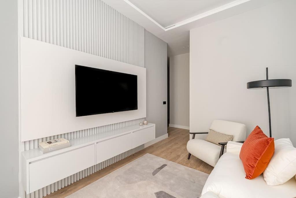 Centro XIII Calle De La Paz 2Br 2Bh มาดริด ภายนอก รูปภาพ